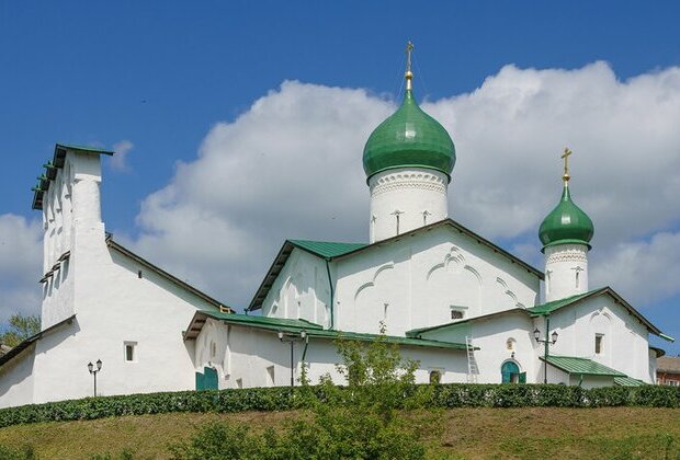 How did a Pskov church inspire Le Corbusier