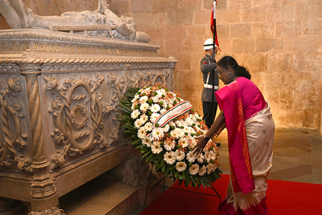 President Murmu lays wreath at tomb of Luis Vaz de Camoes in Portugal