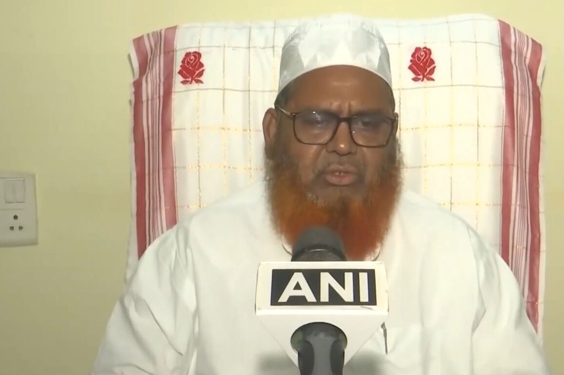 "Unacceptable": AIUDF MLA Rafiqul Islam after Bangladesh national anthem sung at Congress meet in Assam