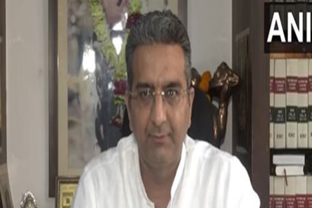 "Nobody is above law...": BJP leader Gaurav Bhatia calls Robert Vadra "land mafia"