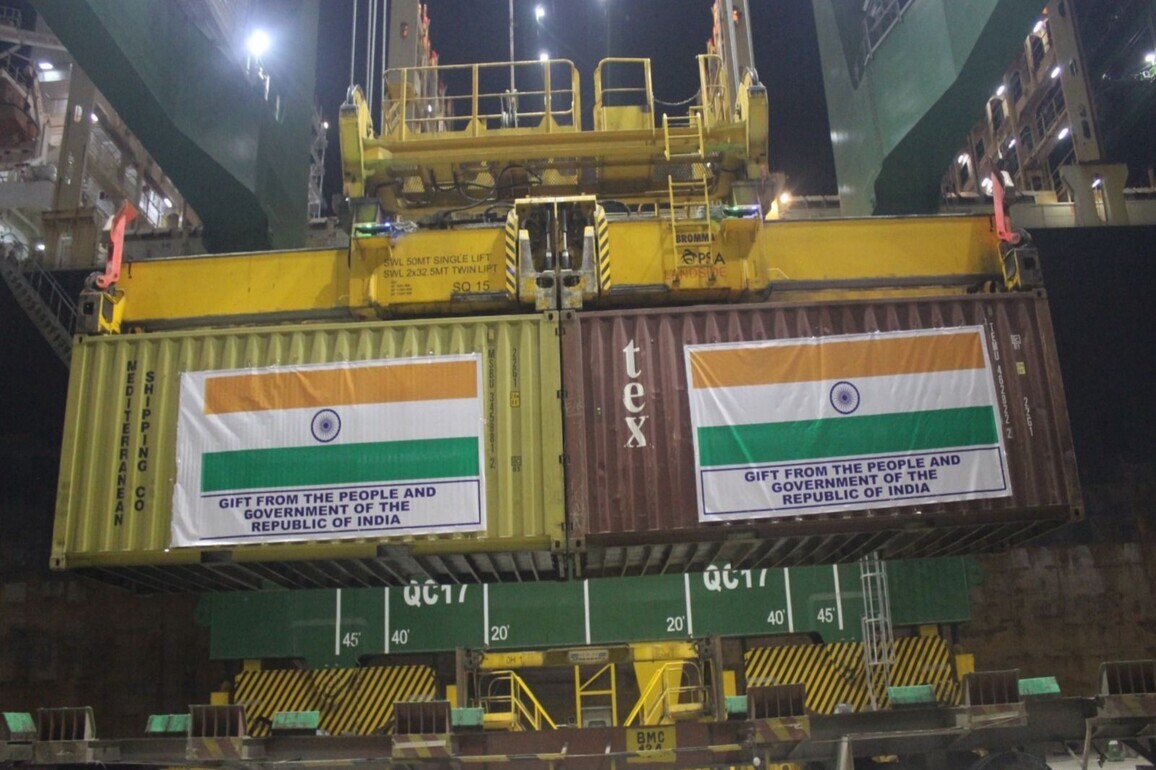 India sends 1,000 metric tons rice to support Sierra Leone