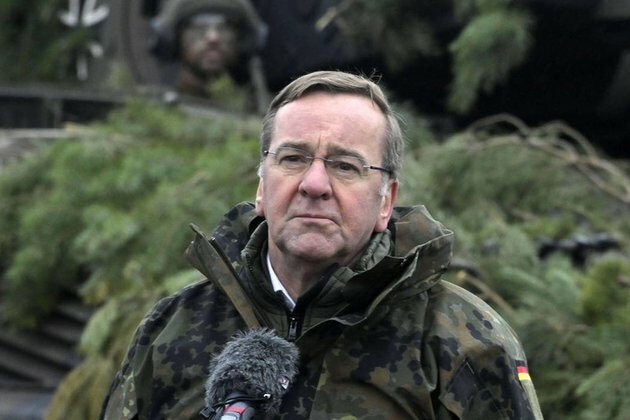 No joy over tank supplies to Ukraine German defense minister