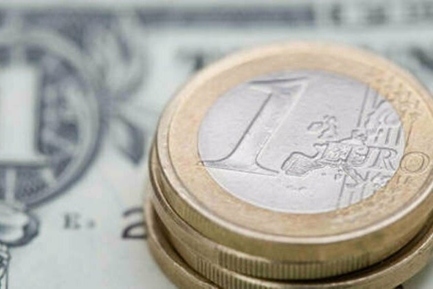 Euro could dethrone US dollar - ECB