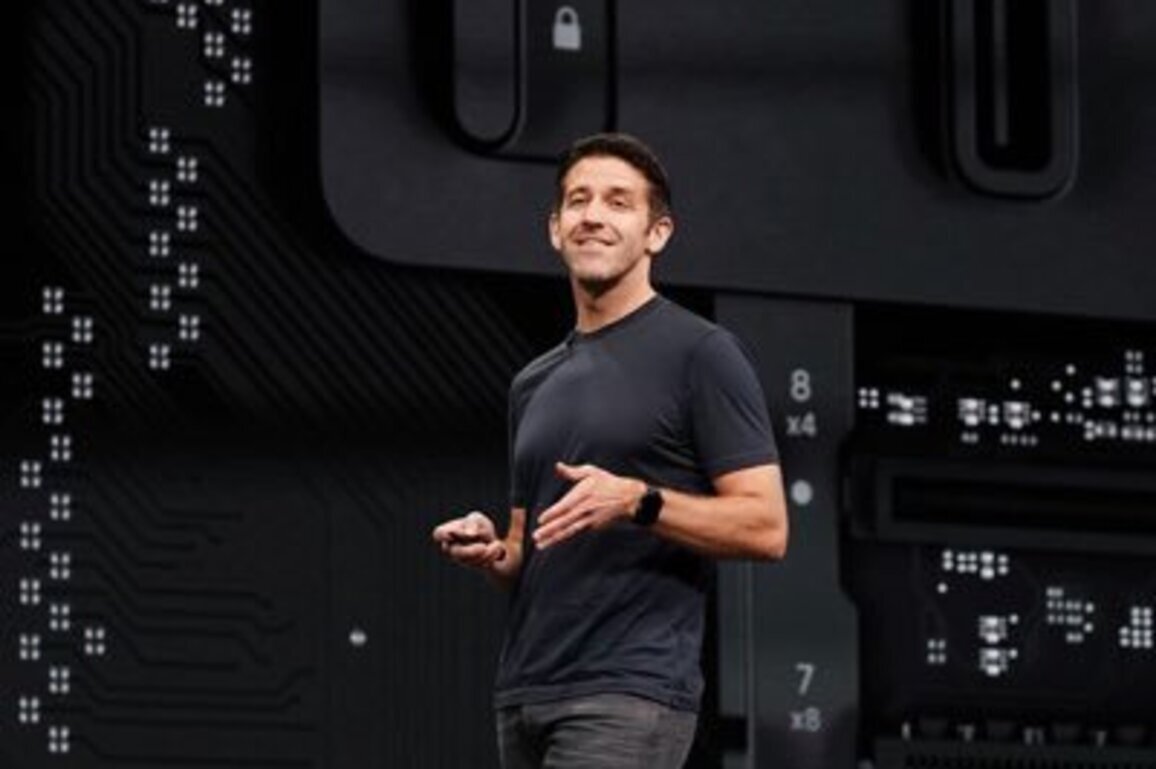 Ternus steps up as Apple CEO, with AI and geopolitics in focus