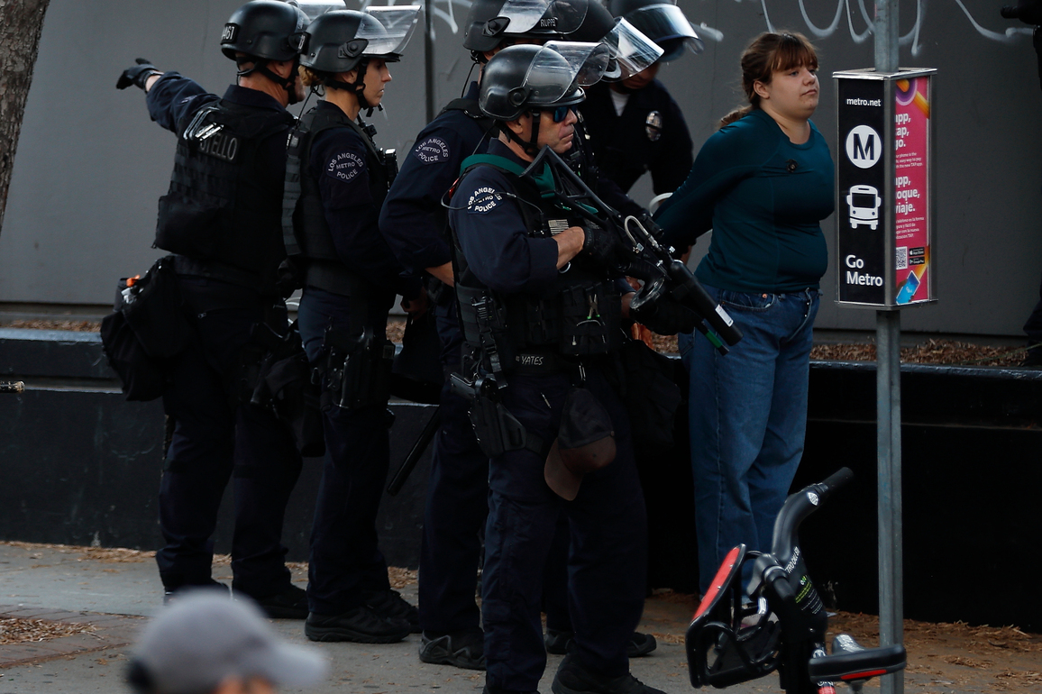 U.S.-LOS ANGELES-IMMIGRATION PROTESTS