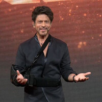 Shah Rukh Khan's foundation provides relief to 1500 Punjab flood victims