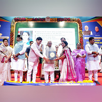 MP Governor Patel, CM Yadav felicitate outstanding teachers on Teachers' Day, CM announces 4th pay scale for teachers