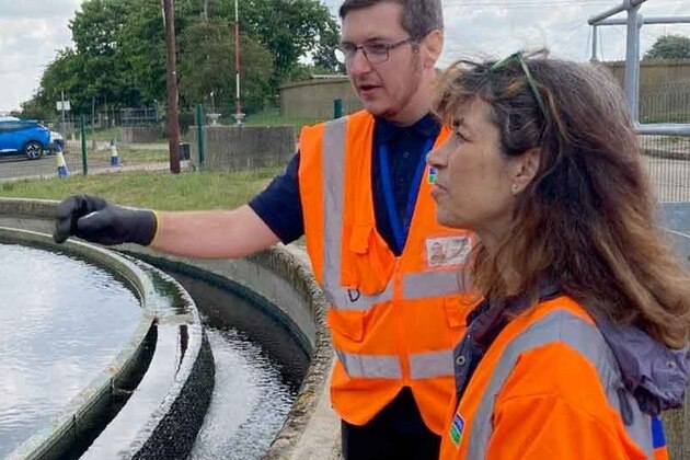 Stratford MP Visits Milcote Sewage Treatment Works