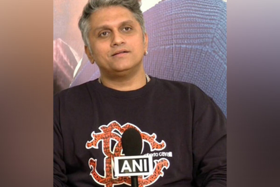 "Mai constantly pyar mein tha..": Mohit Suri opens up on his first love, incorportaing his life in 'Saiyaara'