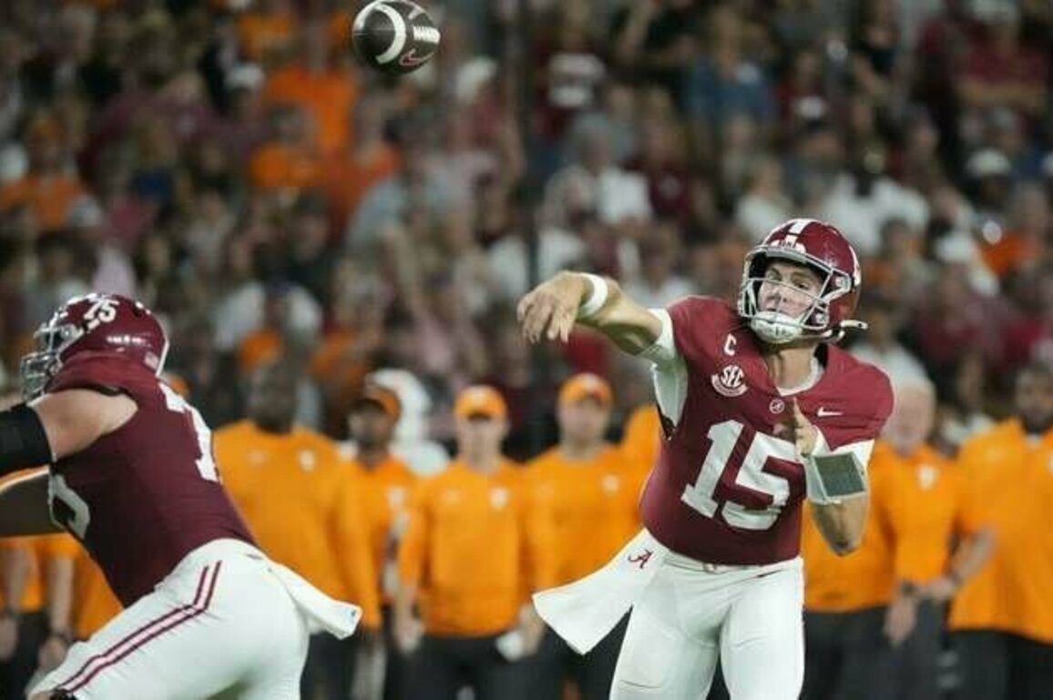 Bama's Ty Simpson leads QB trio of Heisman favorites