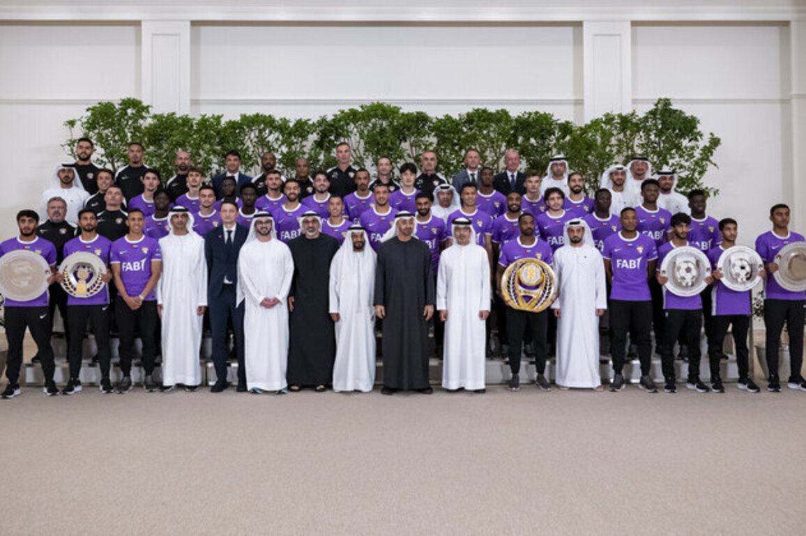 UAE President receives title-winning Al Ain FC team