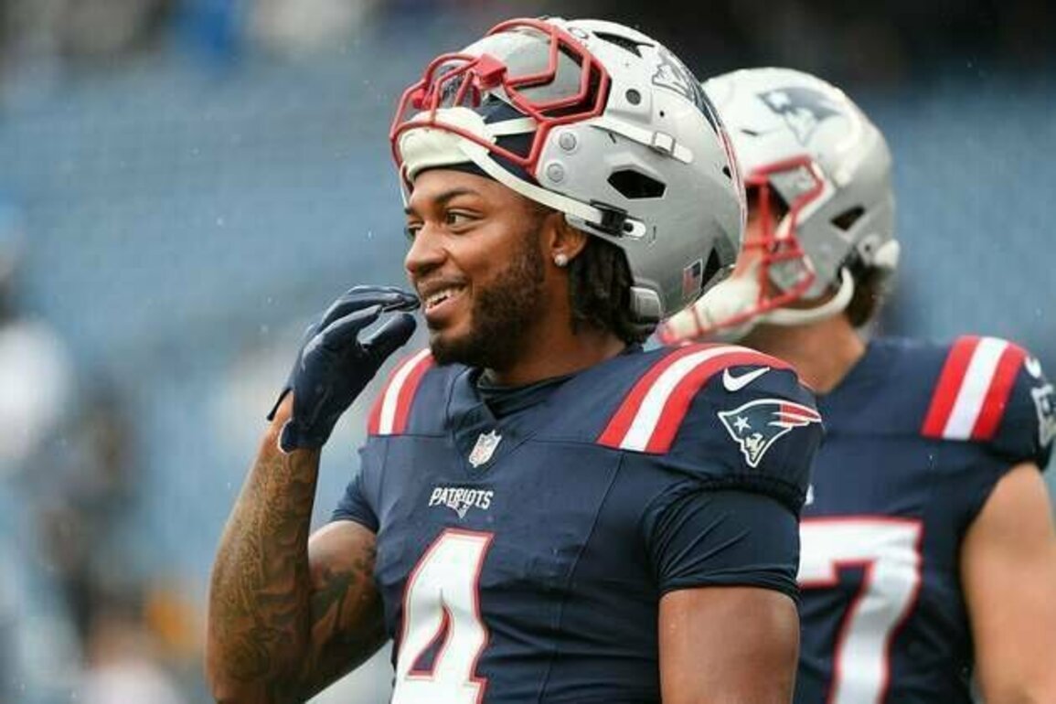 Reports: Patriots RB Antonio Gibson (ACL) out for season