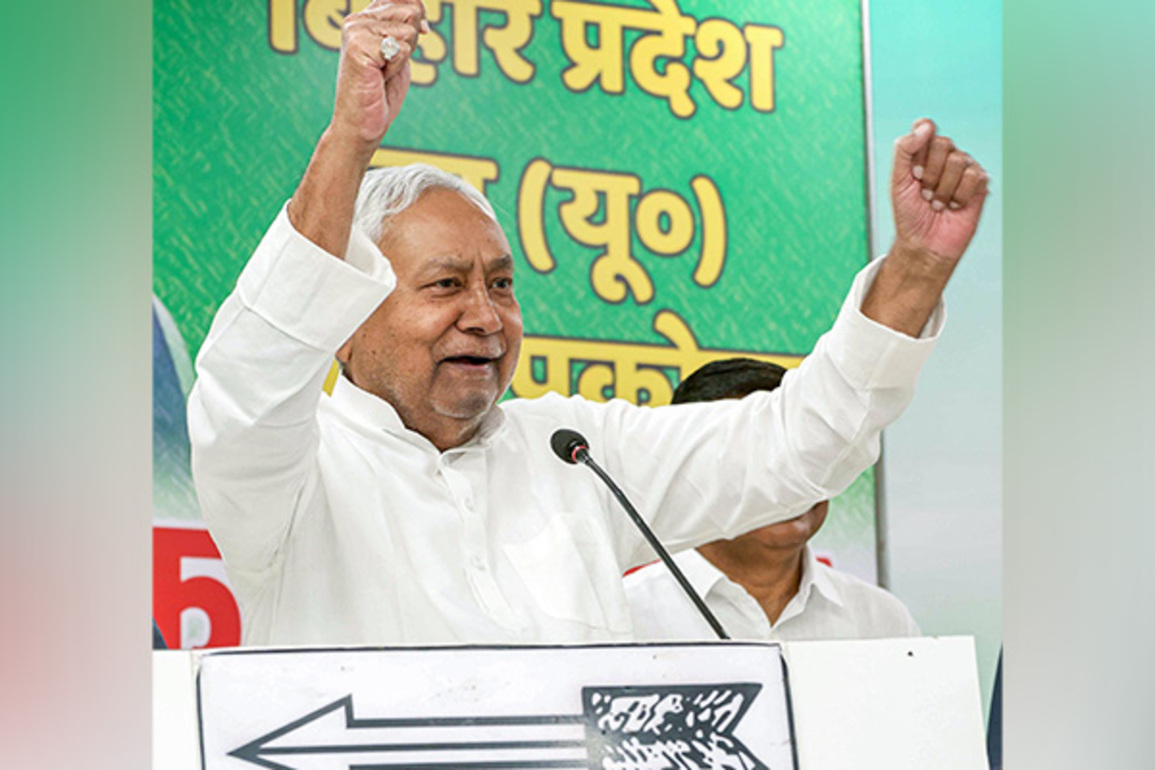 Bihar CM Nitish Kumar announces 35% reservation to native women