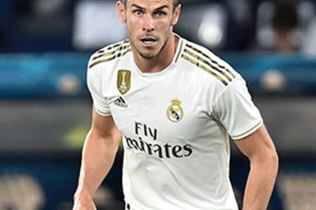 Zidane urges fans to back under-fire Bale