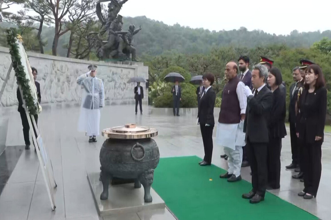 Defence Minister Rajnath Singh pays tribute at South Korea's Seoul National Cemetery
