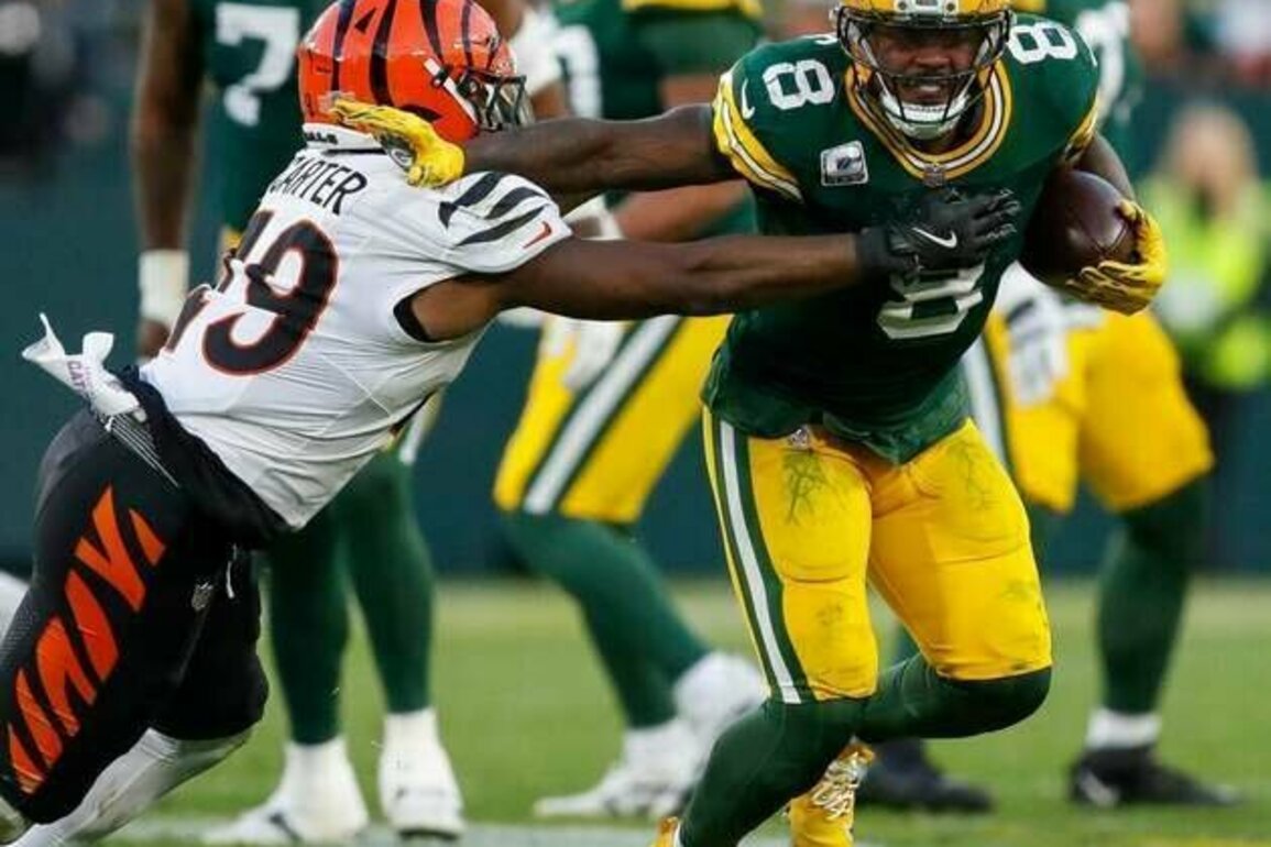 Packers' RB Josh Jacobs active vs. Cardinals; QB Kyler Murray sits again