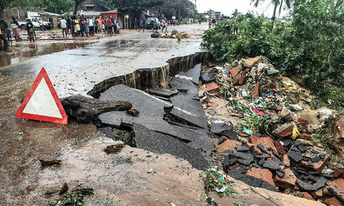 38 killed as floods worsen in Mozambique after second cyclone 38 killed as floods worsen in Mozambique after second cyclone