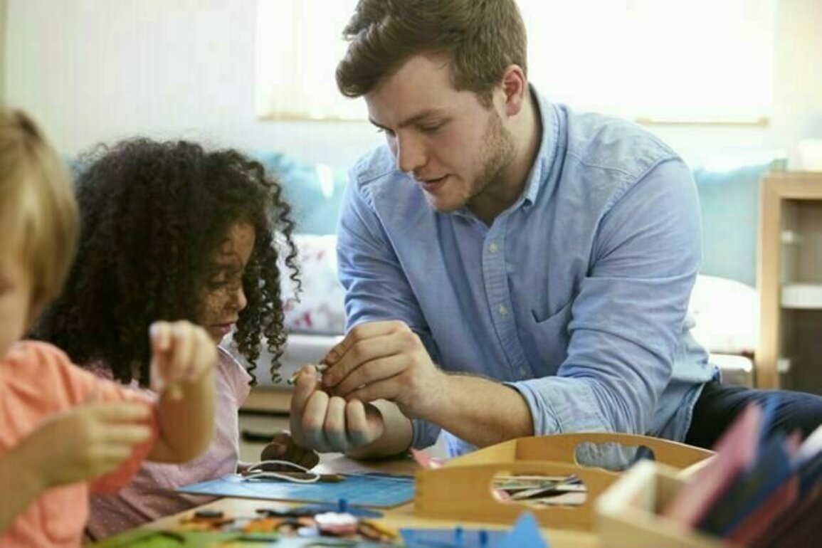 Parents are feeling anxious about men in childcare centres. Stronger rules would make everyone feel safer