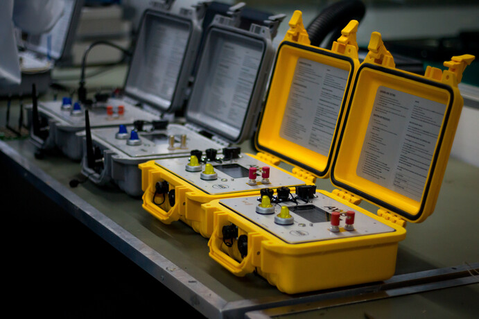 BME's Axxis electronic initiation system.