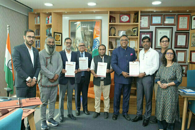 Film and Television Institute of India, Pune signs MoU with O.P. Jindal Global University
