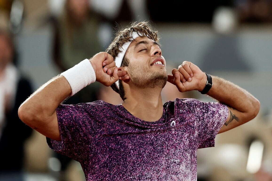 Flavio Cobolli storms into French Open semi-finals after cruising past Auger-Aliassime