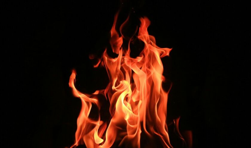 Fire (c) Cullan Smith/Unsplash 