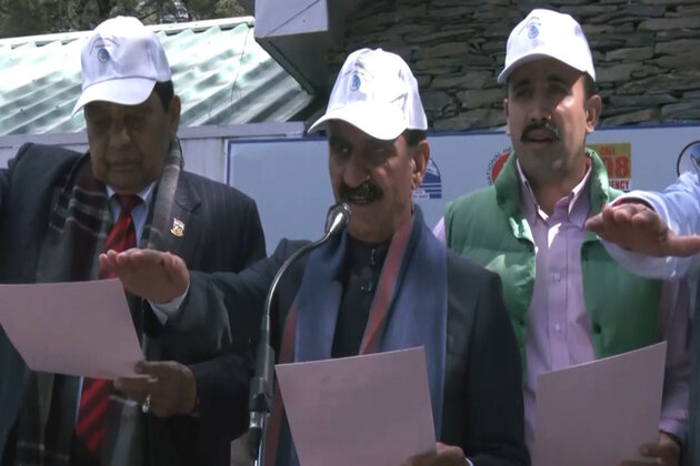Himachal Pradesh CM inaugurates, lays foundation stones of development projects worth Rs 132.8 crore in Karsog