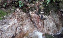 An exposed reef at Mullocky Creek