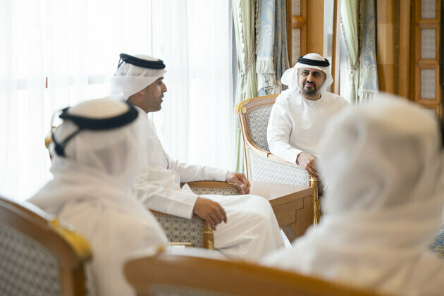 Theyab bin Mohamed bin Zayed receives Qatari Minister of Transport