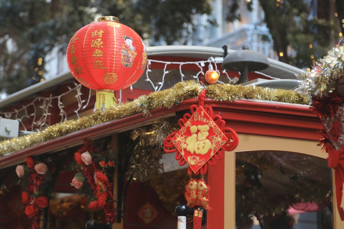 U.S.-SAN FRANCISCO-CABLE CAR-CHINESE NEW YEAR-DECORATION