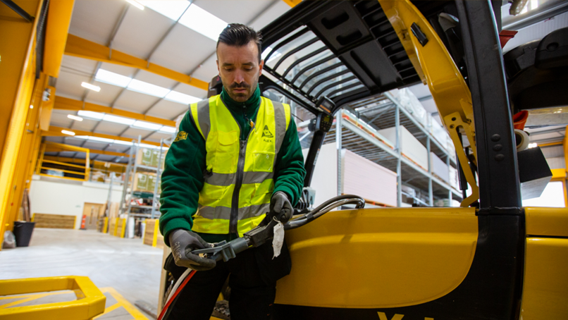 Weak market conditions slash Travis Perkins profits