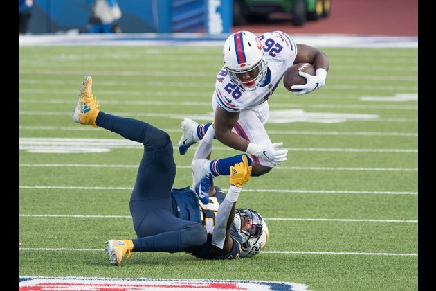 Bills maintain sole possession of first place with win over Chargers