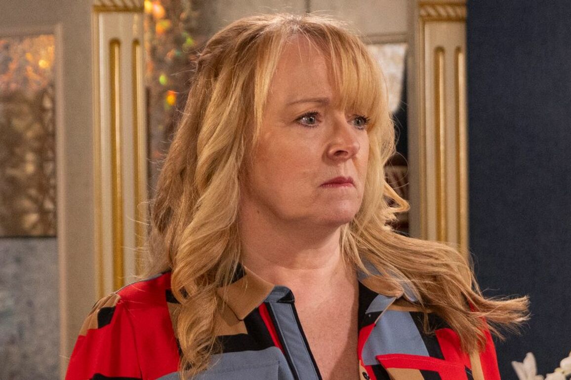 Coronation Street villain's return confirmed in more devastating news for Jenny