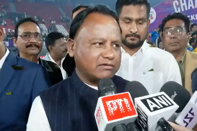 Odisha CM Mohan Charan Majhi congratulates Vedanta Kalinga Lancers on winning Men's HIL title