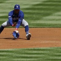 Dodgers to activate SS Mookie Betts for series opener vs. Giants