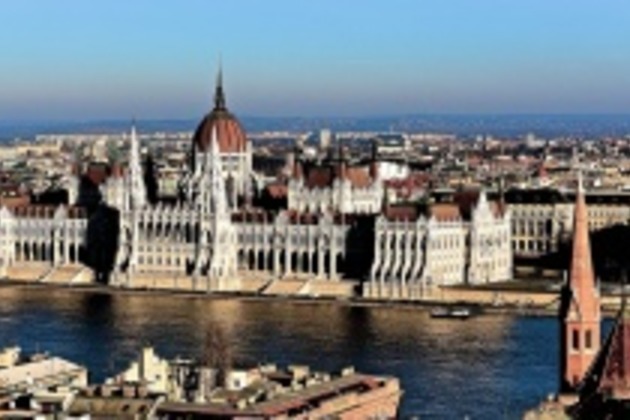 Leaders from Central and Eastern Europe and China meet in Budapest