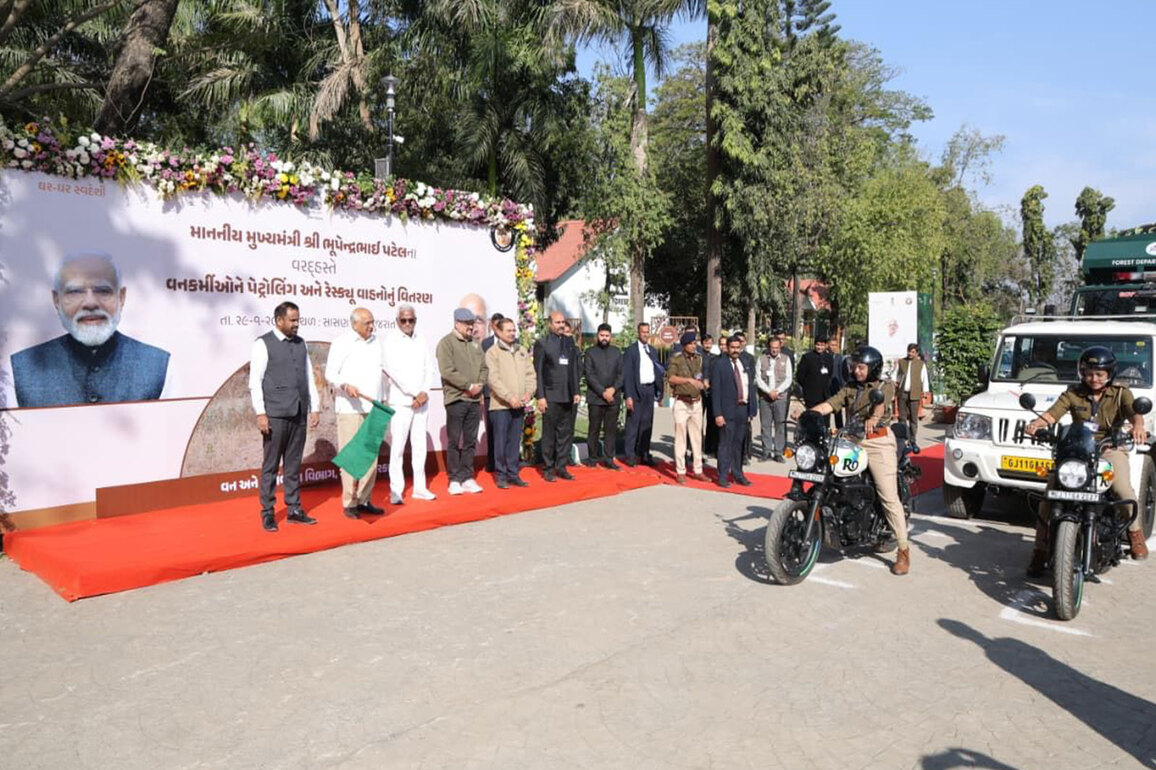 CM Bhupendra Patel flags off 183 vehicles for forest personnel at Sasan Gir