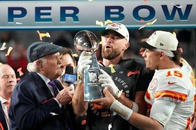 Report: Travis Kelce, Chiefs to discuss future after Super Bowl