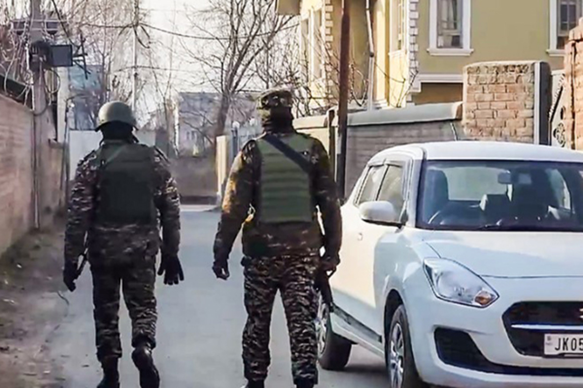 PM Package employees in Baramulla ordered to work from home till April 27