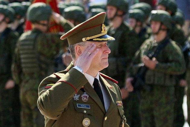US troops are combat ready on Russian border Lithuanian commander