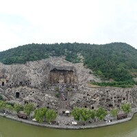 ChineseToday | Young conservation team preserves Buddhist stone carvings with cutting-edge technologies