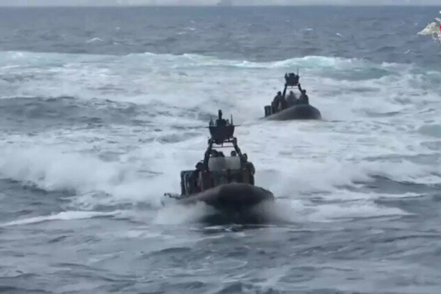 Russia and Egypt hold joint naval drills 