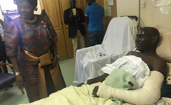 Kadaga ng'alambula ku Mbuga mu ddwaliro e Nakasero Kadaga ng'alambula ku Mbuga mu ddwaliro e Nakasero