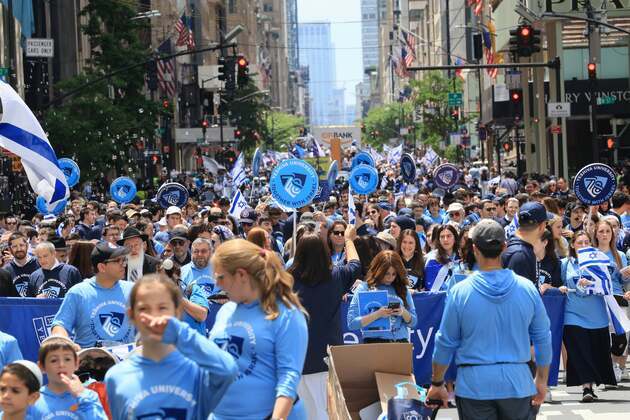 The mayor missed the Israel Day Parade. Many who went didnt miss him. - New York Jewish Week