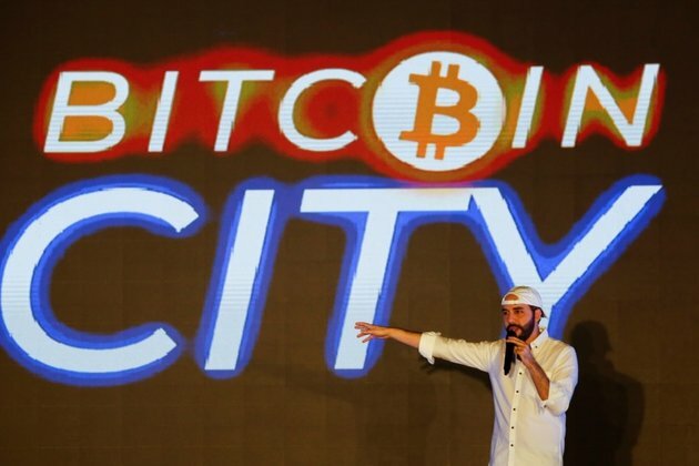 IMF Urges El Salvador to Remove Bitcoin&#039;s Legal Tender Status
