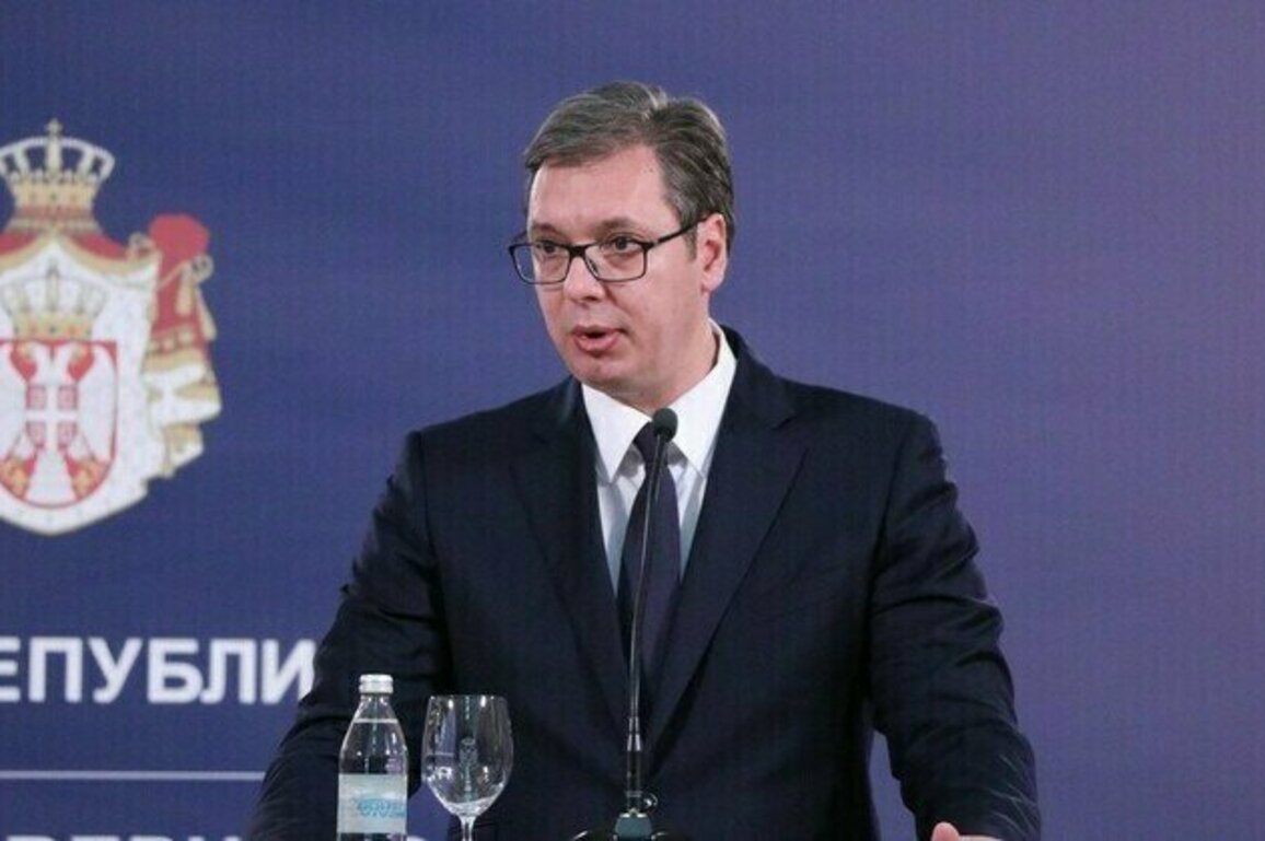 Serbias Vucic condemns terrorism outside Parliament