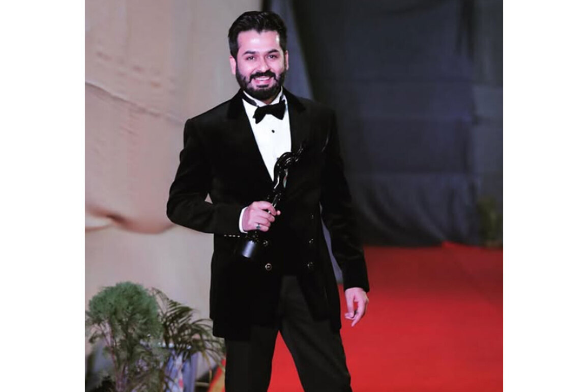 Aditya Dhar reacts to viral 'peak detailing' memes, pens heartfelt note ahead of 'Dhurandhar 2'