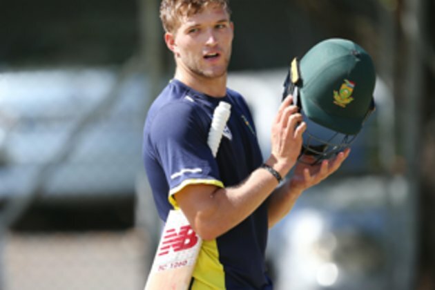 SA &#039;A&#039; suffer more batting woes as defeat looms