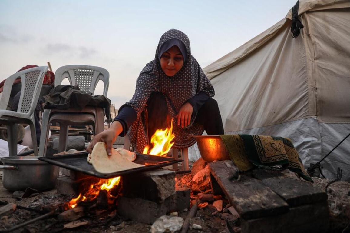 Gazans struggle to live without power as war leaves grid in ruins