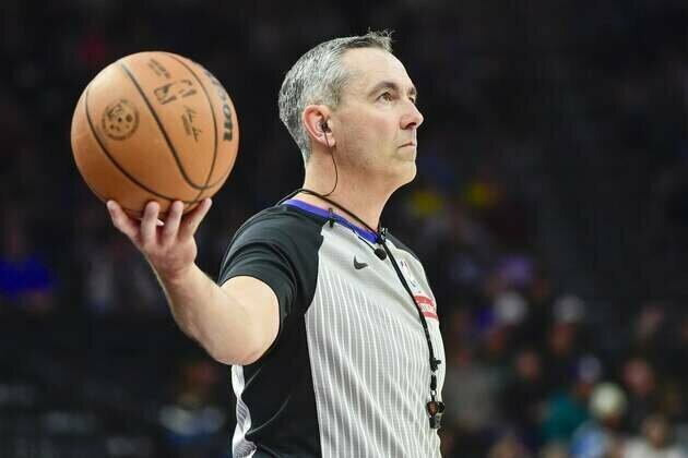 Refs to start using earpieces to 'enhance accuracy'